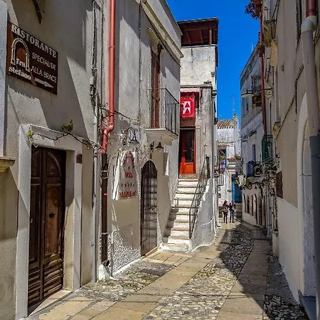 Casa Le Ripe 39-41 *