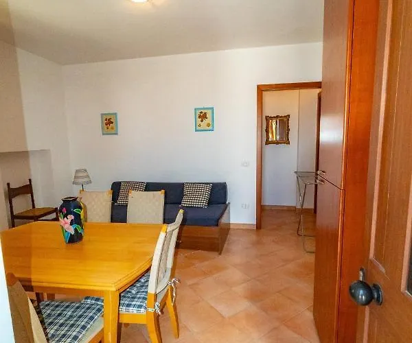 Casa Le Ripe 39-41 *